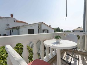 23958289-Ferienwohnung-3-Vodice-300x225-1