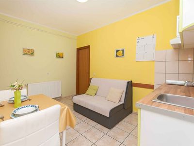 Ferienwohnung für 2 Personen (24 m²) in Vodice 9/10