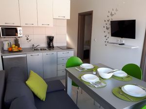 Ferienwohnung für 4 Personen (42 m²) in Vodice