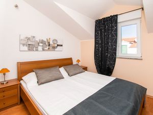 Ferienwohnung für 2 Personen (25 m²) in Vodice