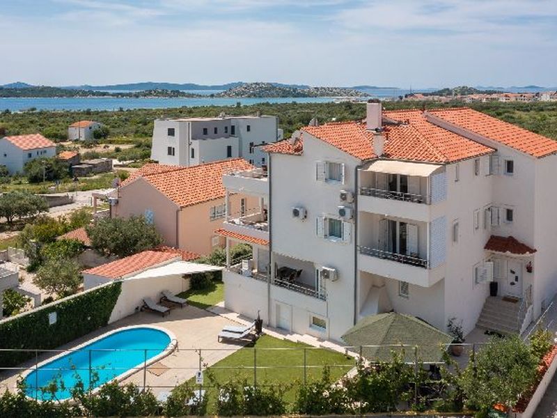 19284698-Ferienwohnung-0-Vodice-800x600-0