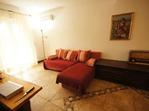 23427760-Ferienwohnung-0-Vodice-300x225-3