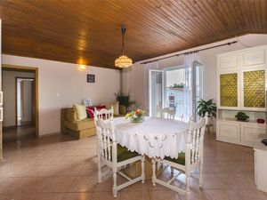 23940155-Ferienwohnung-5-Vodice-300x225-2