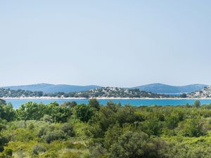 23946099-Ferienwohnung-2-Vodice-300x225-2