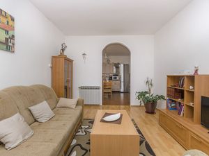 23942128-Ferienwohnung-5-Vodice-300x225-3