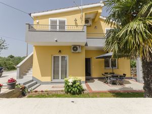 23942127-Ferienwohnung-6-Vodice-300x225-3