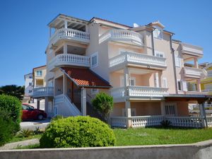 23942314-Ferienwohnung-6-Vodice-300x225-1