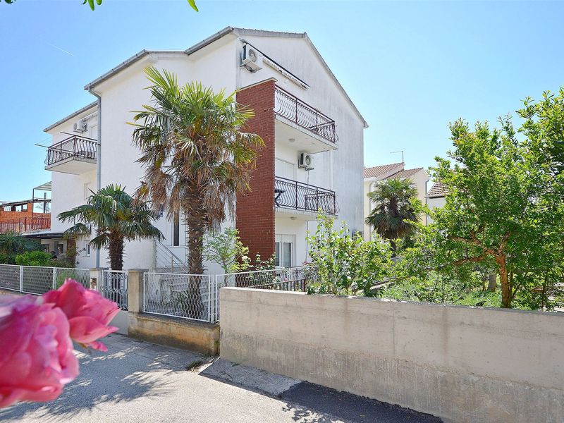 23942511-Ferienwohnung-8-Vodice-800x600-0