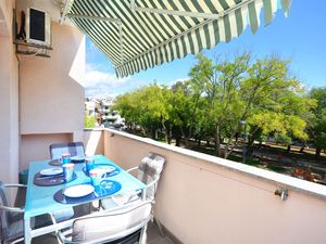 23942542-Ferienwohnung-3-Vodice-300x225-0