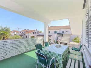 Ferienwohnung für 6 Personen (100 m²) in Vodice