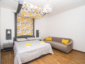 Ferienwohnung für 3 Personen (50 m²) in Vodice