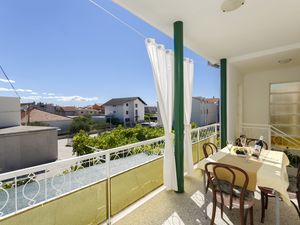 23946601-Ferienwohnung-5-Vodice-300x225-1