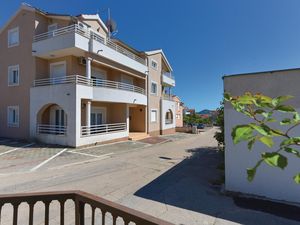 23709029-Ferienwohnung-3-Vodice-300x225-0