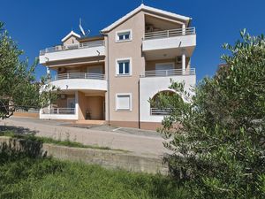 23709029-Ferienwohnung-3-Vodice-300x225-4