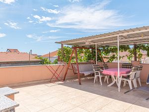 23755611-Ferienwohnung-4-Vodice-300x225-0