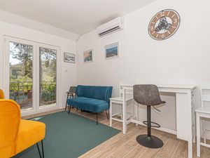 23765764-Ferienwohnung-4-Vodice-300x225-3