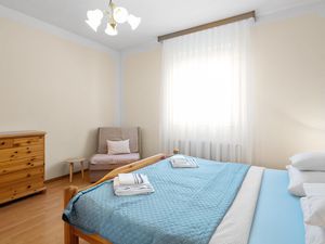 23949525-Ferienwohnung-5-Vodice-300x225-5