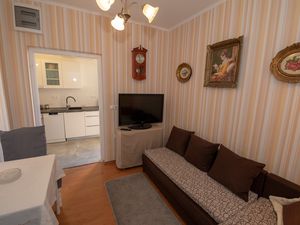 18688703-Ferienwohnung-2-Vodice-300x225-2