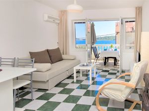 19308127-Ferienwohnung-6-Vodice-300x225-1