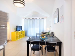 19308129-Ferienwohnung-4-Vodice-300x225-5