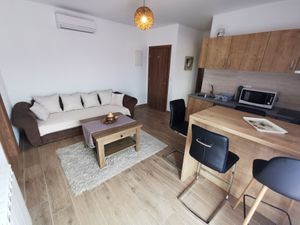 21948825-Ferienwohnung-5-Vodice-300x225-2