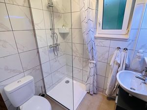 22641867-Ferienwohnung-2-Vodice-300x225-5