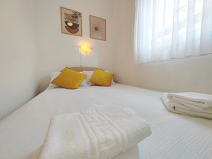 23972082-Ferienwohnung-4-Vodice-300x225-5