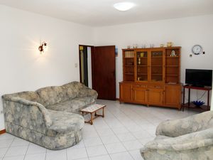 23926340-Ferienwohnung-5-Vodice-300x225-1