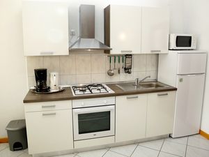 23926340-Ferienwohnung-5-Vodice-300x225-4