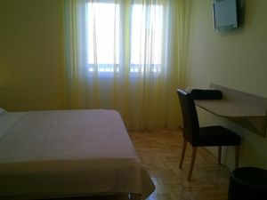 23046749-Ferienwohnung-2-Vodice-300x225-5