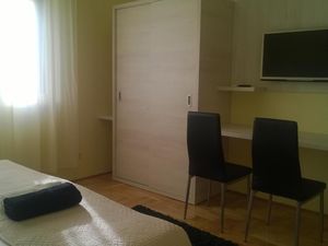 23043793-Ferienwohnung-2-Vodice-300x225-4