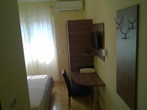 23046895-Ferienwohnung-2-Vodice-300x225-2