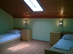 23048261-Ferienwohnung-6-Vodice-300x225-0