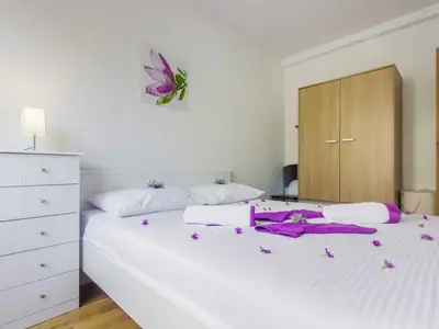 Ferienwohnung für 4 Personen (40 m²) in Jadrija 9/10