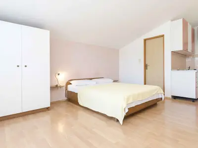 Ferienwohnung für 2 Personen (25 m²) in Vodice 10/10