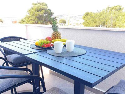 Ferienwohnung für 4 Personen (58 m²) in Vodice 1/10