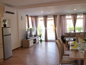 24031185-Ferienwohnung-6-Vodice-300x225-1