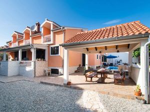 24031605-Ferienwohnung-4-Vodice-300x225-3