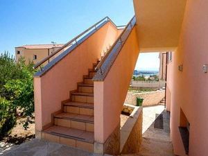 24032413-Ferienwohnung-4-Vodice-300x225-5