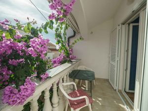 24032457-Ferienwohnung-4-Vodice-300x225-2