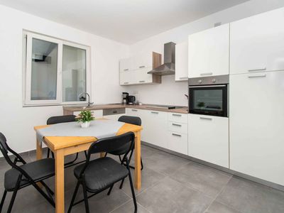 Ferienwohnung für 4 Personen (70 m²) in Vodice 6/10