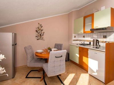 Ferienwohnung für 2 Personen (30 m²) in Vodice 9/10