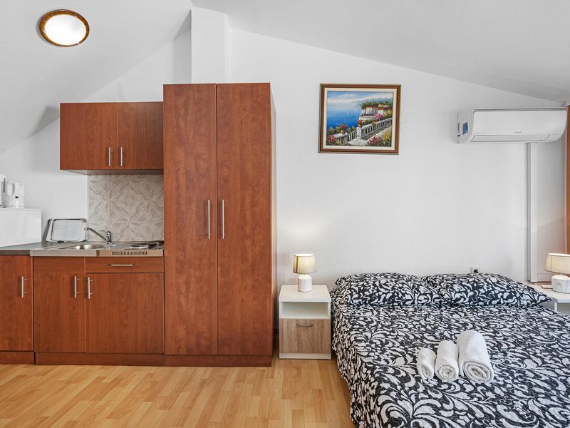 24047601-Ferienwohnung-2-Vodice-800x600-2