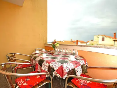Ferienwohnung für 4 Personen (55 m²) in Vodice 2/10
