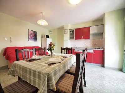 Ferienwohnung für 4 Personen (55 m²) in Vodice 6/10