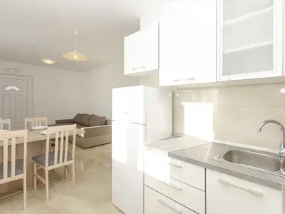 Ferienwohnung für 4 Personen (38 m²) in Vodice 9/10