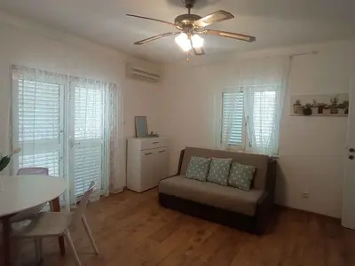 Ferienwohnung für 4 Personen (62 m²) in Vodice 6/10