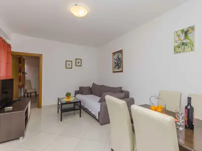 Ferienwohnung für 3 Personen (50 m²) in Vodice 5/10