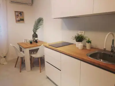 Ferienwohnung für 3 Personen (27 m²) in Vodice 7/10