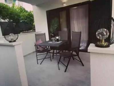 Ferienwohnung für 3 Personen (27 m²) in Vodice 2/10